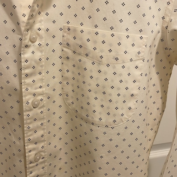 J. Crew Men’s Slim Secret Wash Button Down Shirt - Picture 3 of 7